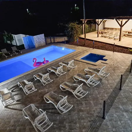 Casa Claudina, Confort Et Tranquillite 빌라 *