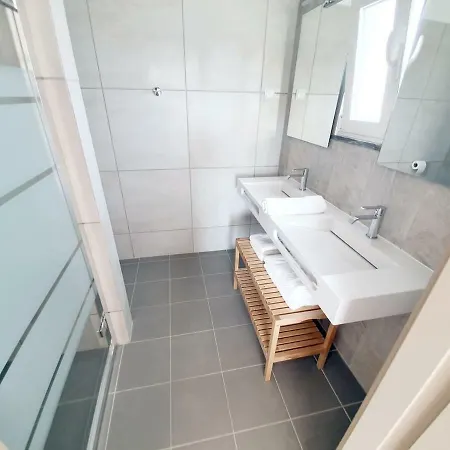 Casa Claudina, Confort Et Tranquillite * 롤레